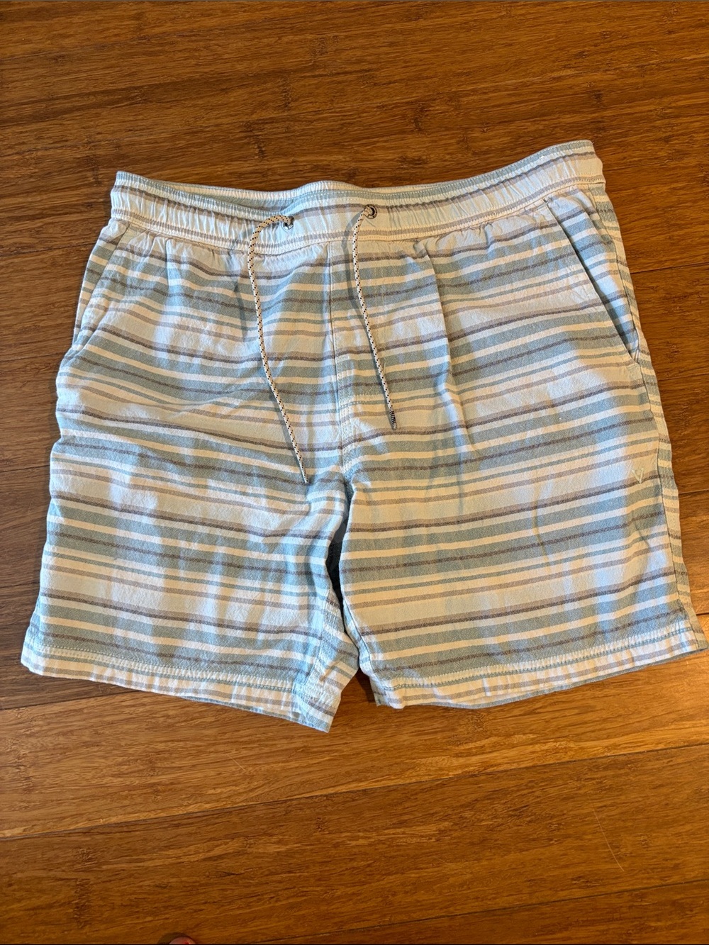 VISSLA Blue and Cream Striped Men's Swim Trunks
